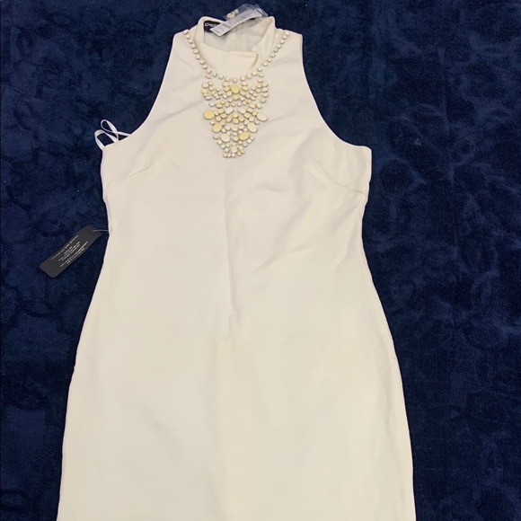 Off White Midi Bebe Dress. Size L - Picture 3 of 5